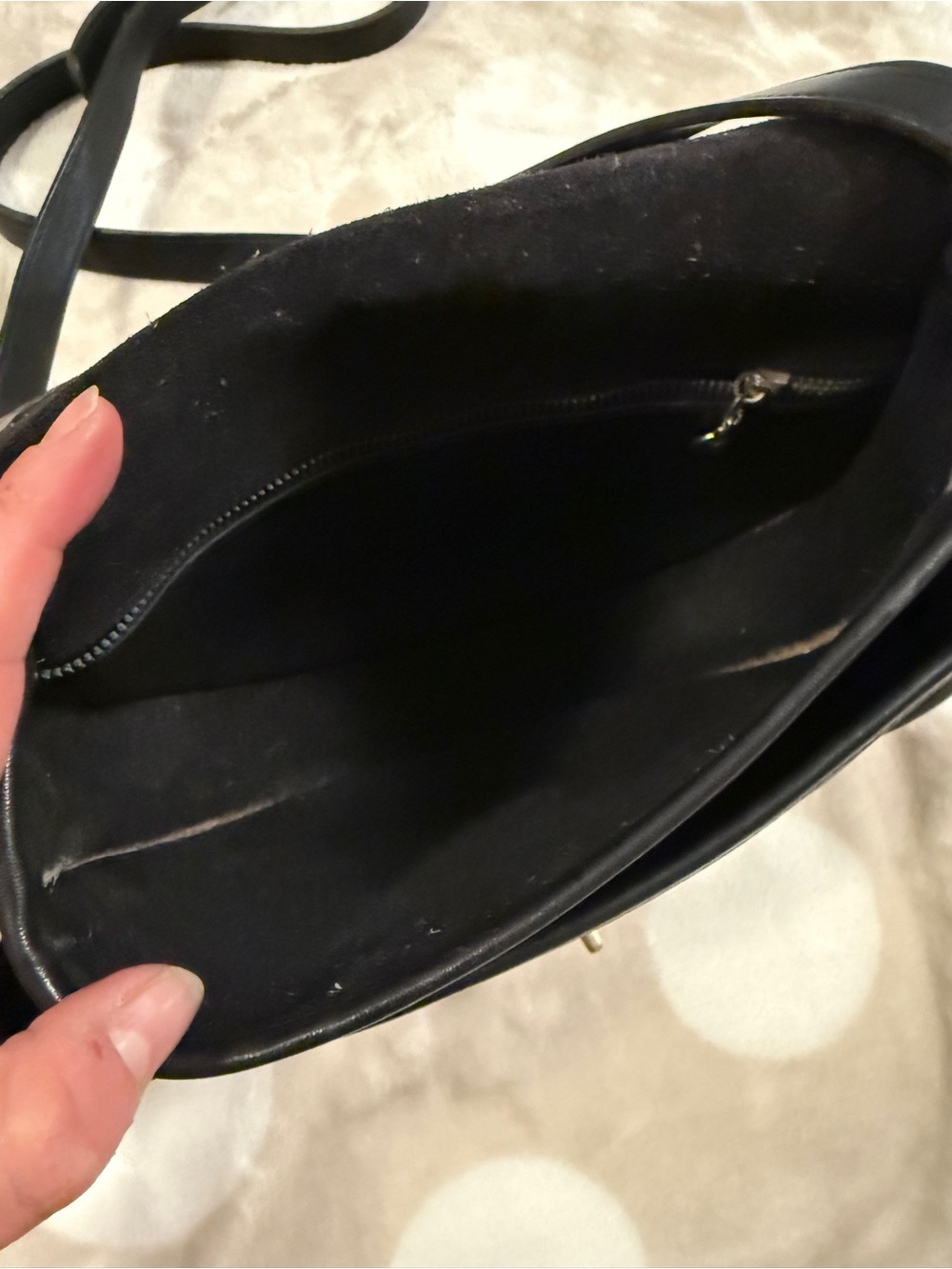 Vintage Coach Prairie Bag, Classic Black Leather Crossbody Bag with Turn-Lock - Picture 9 of 10